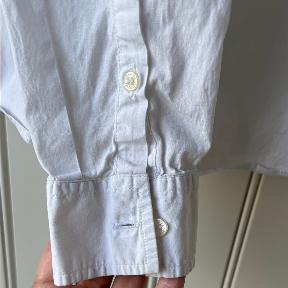 Lacoste Boy’s Crisp White Button-Down Shirt Size 42 or XL - Picture 8 of 10